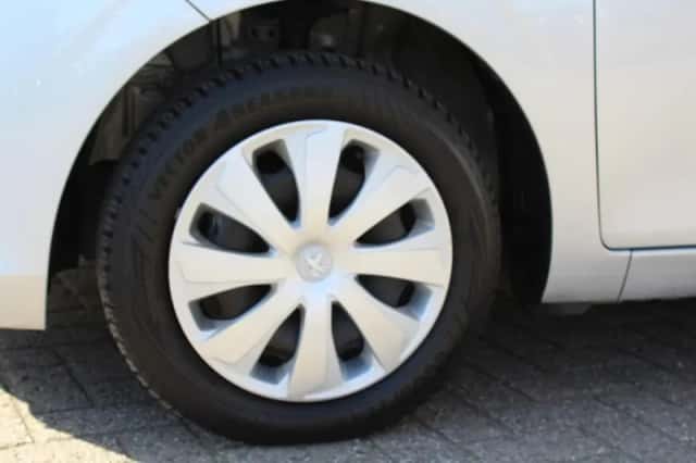 Peugeot 108 (2019) thumbnail 3