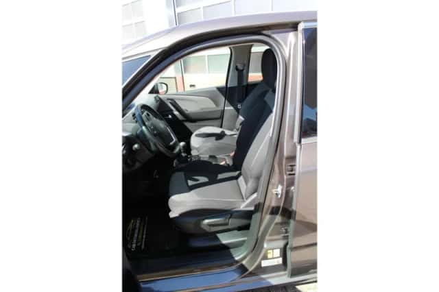 Citroën C4 Picasso (2017) thumbnail 2