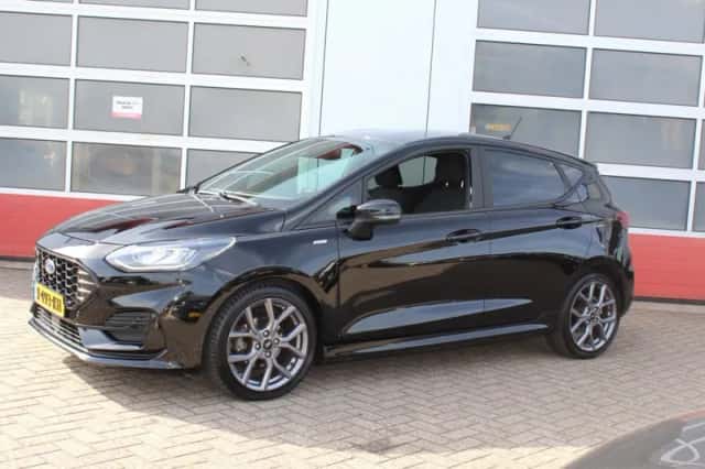 Ford Fiesta (2023) thumbnail 2