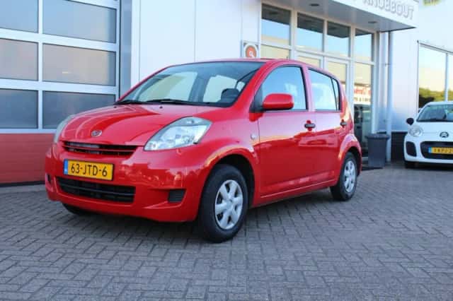 Daihatsu Sirion (2009) thumbnail 2