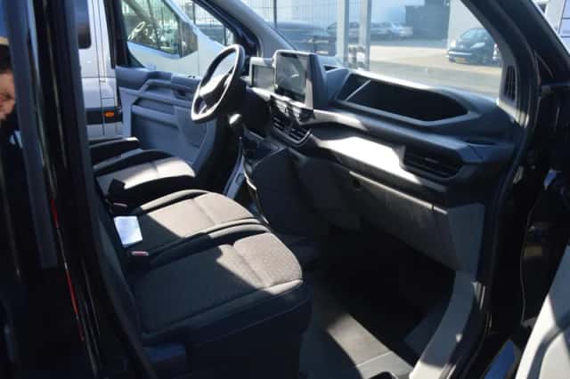 Ford Transit Custom (2024) thumbnail 6