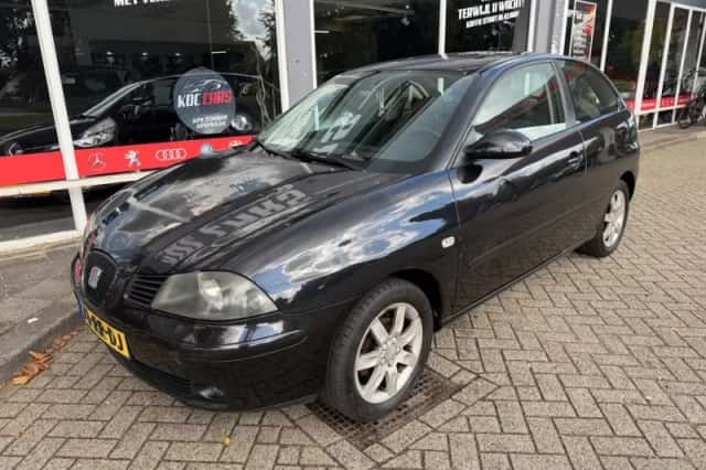 SEAT Ibiza (2005) thumbnail 2