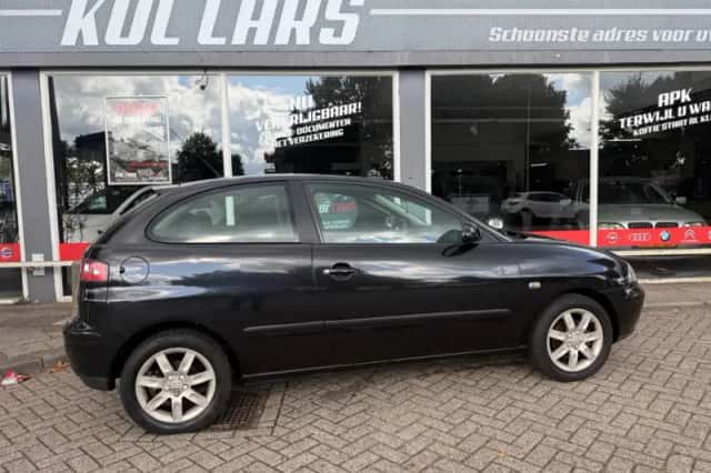 SEAT Ibiza (2005) thumbnail 5