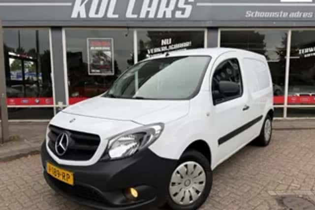 Mercedes-Benz Citan (2018) thumbnail 1