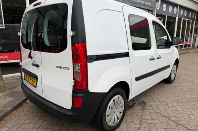 Mercedes-Benz Citan (2018) thumbnail 4
