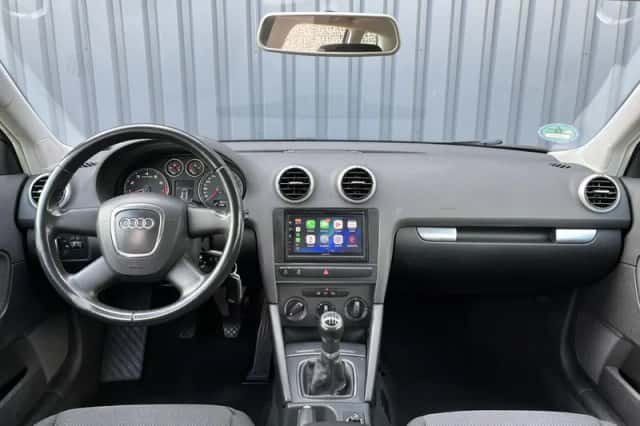 Audi A3 (2012) thumbnail 2