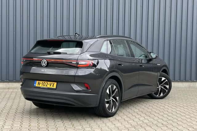 Volkswagen ID.4 (2021) thumbnail 3