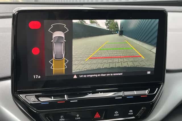 Volkswagen ID.4 (2021) thumbnail 6