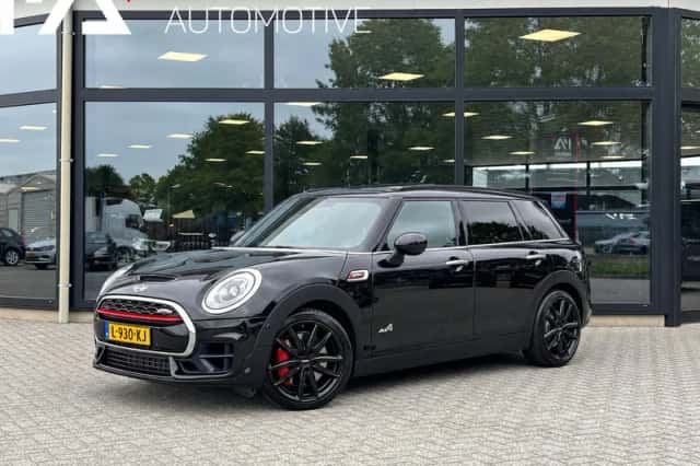 MINI Clubman (2017) thumbnail 1
