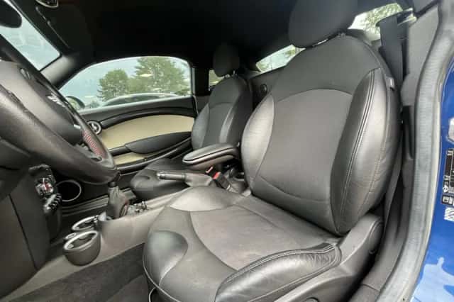 MINI Cooper S (2012) thumbnail 2