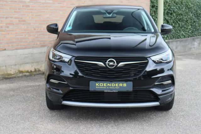 Opel Grandland (2019) thumbnail 2