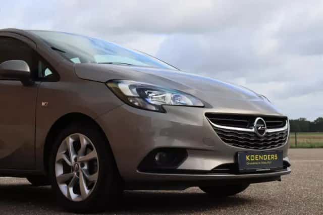 Opel Corsa (2015) thumbnail 3