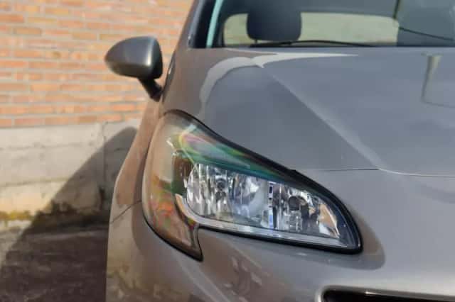 Opel Corsa (2015) thumbnail 4