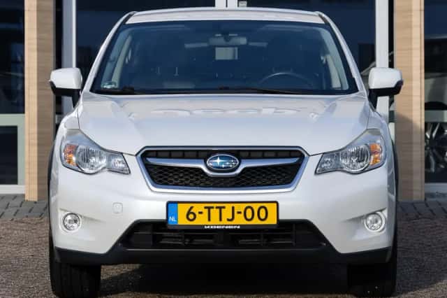 Subaru XV (2014) thumbnail 4