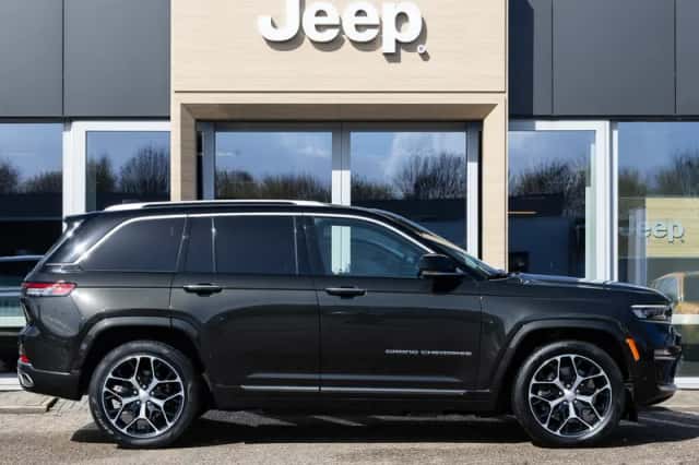 Jeep Grand Cherokee (2023) thumbnail 6