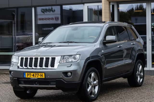 Jeep Grand Cherokee (2012) thumbnail 3