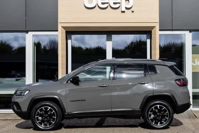 Jeep Compass (2023) thumbnail 6