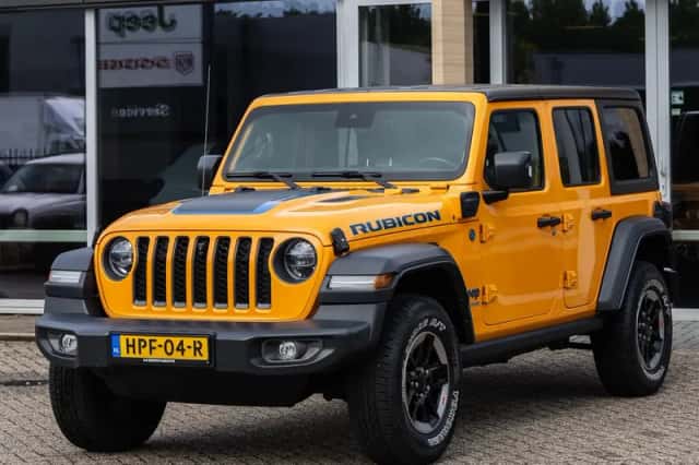 Jeep Wrangler (2021) thumbnail 3