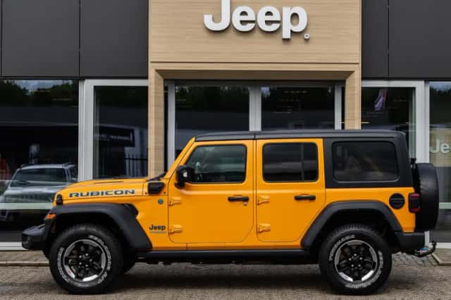 Jeep Wrangler (2021) thumbnail 6