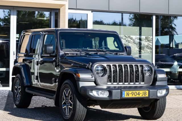 Jeep Wrangler (2021) thumbnail 5