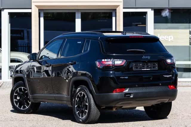 Jeep Compass (2023) thumbnail 2