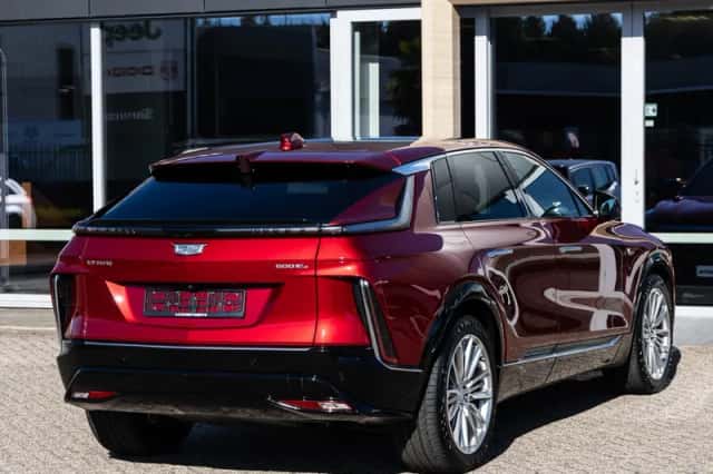 Cadillac Lyriq (2025) thumbnail 5
