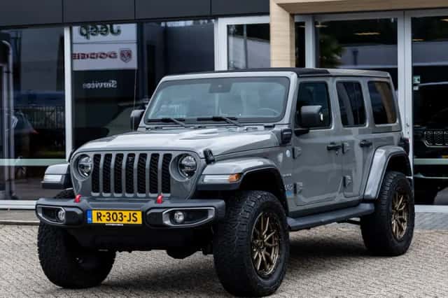 Jeep Wrangler (2021) thumbnail 3