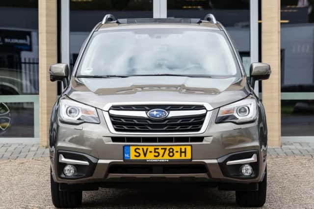 Subaru Forester (2018) thumbnail 4