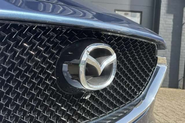 Mazda CX-5 (2021) thumbnail 4