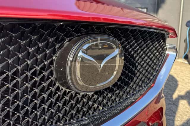 Mazda CX-5 (2021) thumbnail 3