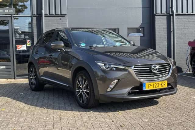 Mazda CX-3 (2016) thumbnail 2