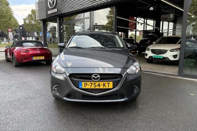 Mazda 2 (2019) thumbnail 4