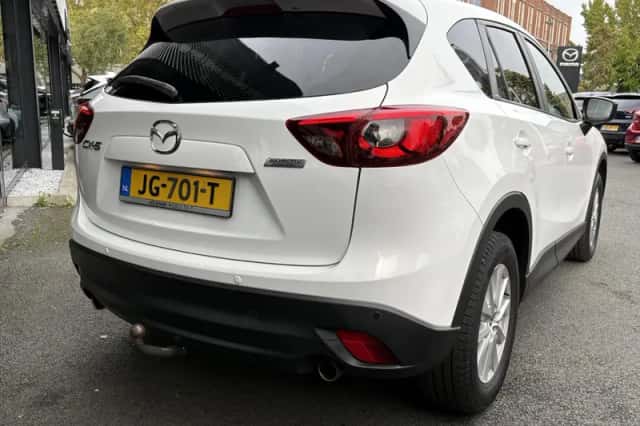 Mazda CX-5 (2016) thumbnail 3