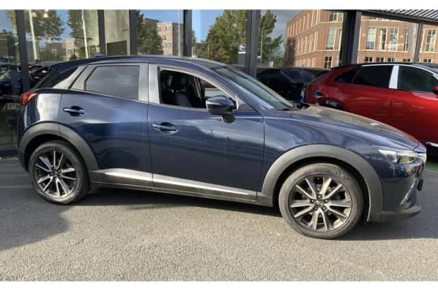 Mazda CX-3 (2015) thumbnail 2