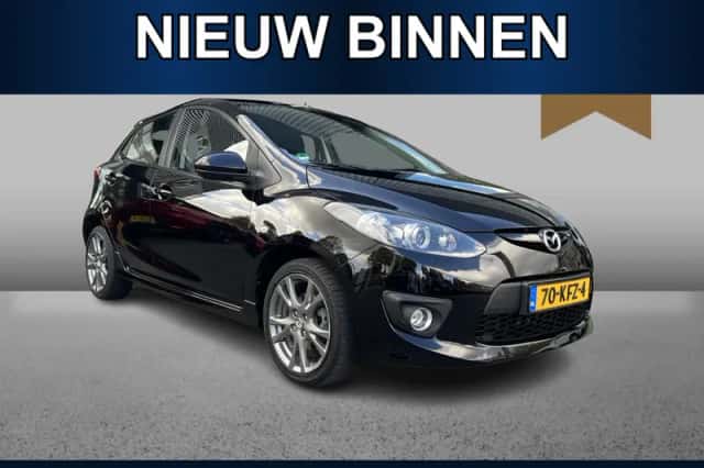 Mazda 2 (2009) thumbnail 1