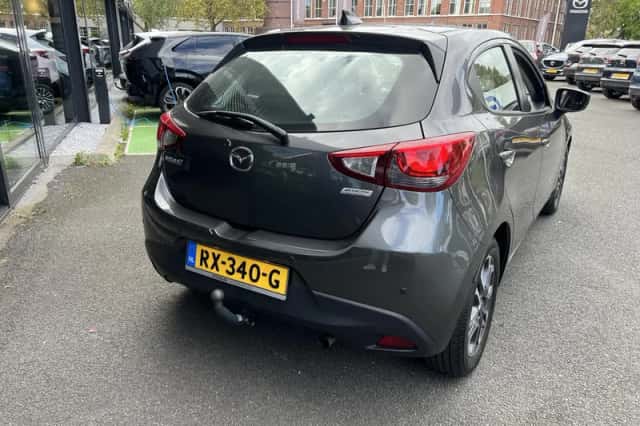 Mazda 2 (2018) thumbnail 3