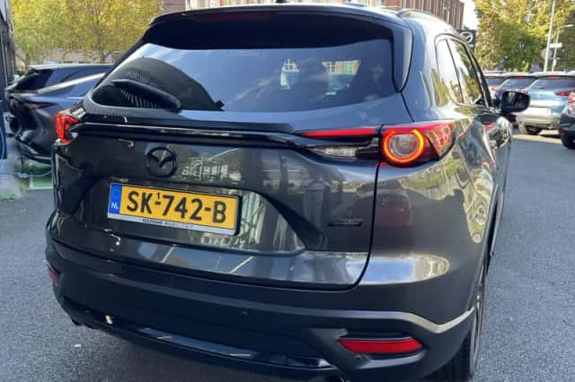 Mazda CX-9 (2016) thumbnail 3