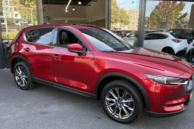 Mazda CX-5 (2021) thumbnail 3