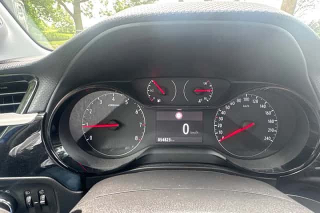 Opel Corsa (2023) thumbnail 2