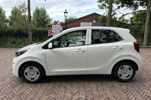 Kia Picanto (2020) thumbnail 5