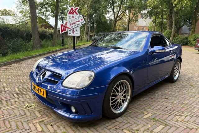Mercedes-Benz SLK-Klasse (1999) thumbnail 1