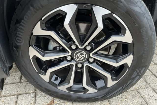 Toyota Yaris Cross (2025) thumbnail 2