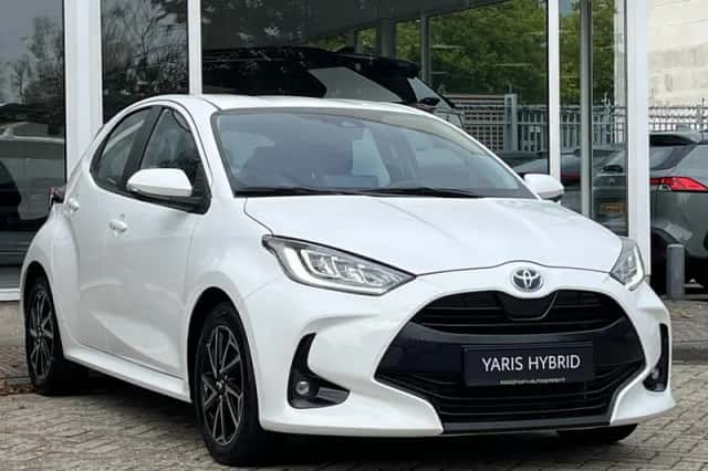 Toyota Yaris (2023) thumbnail 4