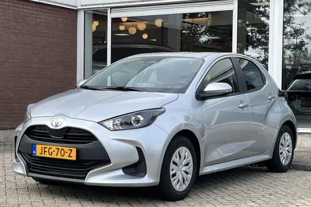 Toyota Yaris (2025) thumbnail 6
