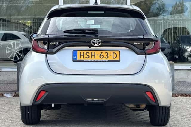 Toyota Yaris (2025) thumbnail 6