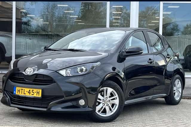 Toyota Yaris (2025) thumbnail 1