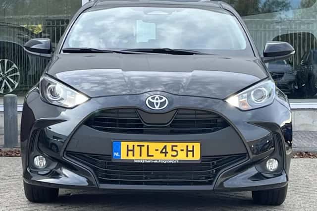 Toyota Yaris (2025) thumbnail 4