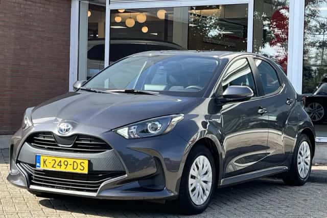 Toyota Yaris (2020) thumbnail 6