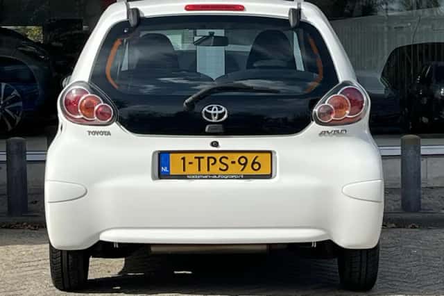 Toyota Aygo (2014) thumbnail 6