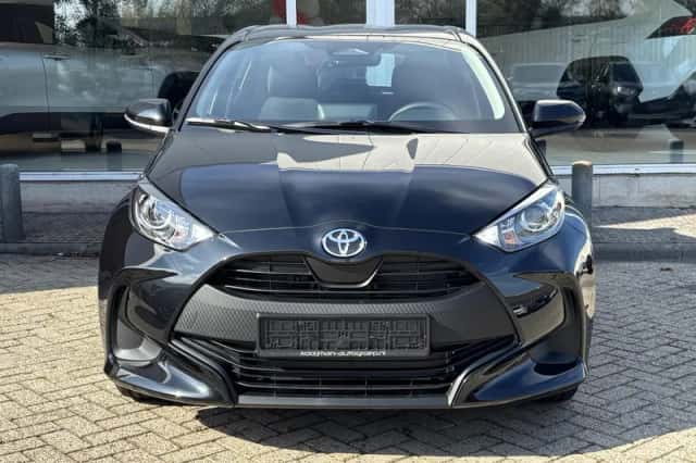 Toyota Yaris (2026) thumbnail 3
